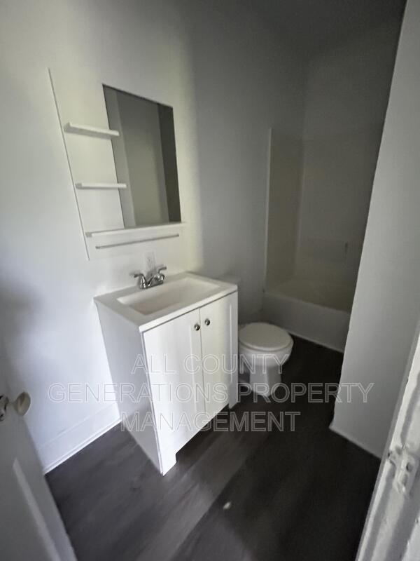 1230 Norwood Rd – photo 5