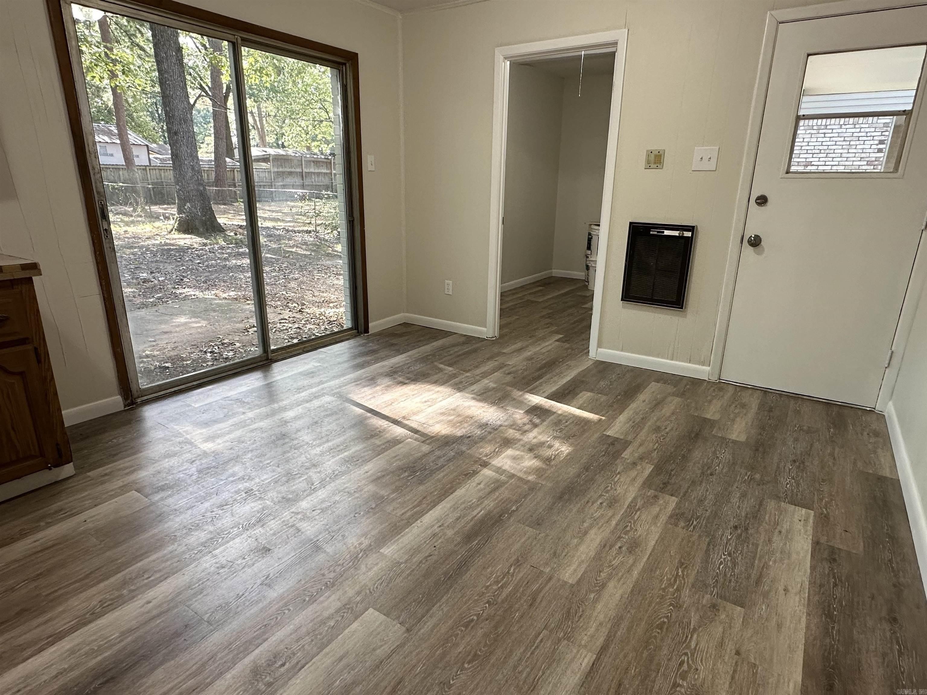 9615 Comstock Rd – photo 5