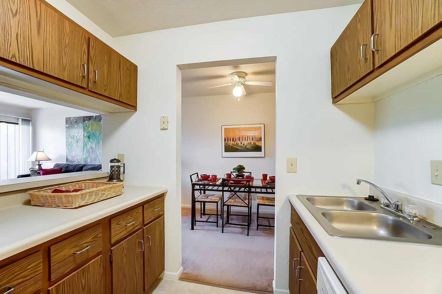 Campus View Apartments – photo 3