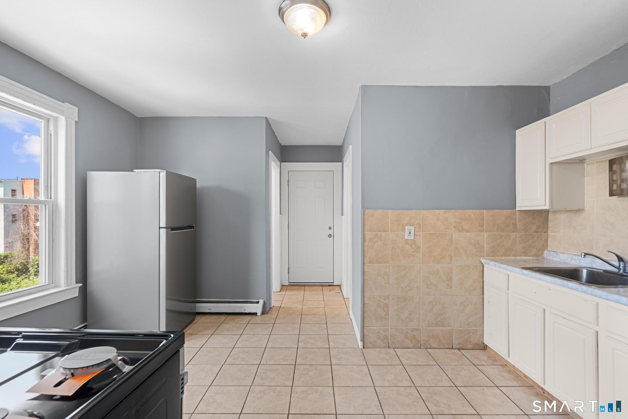66 Standish St unit 2W – photo 4