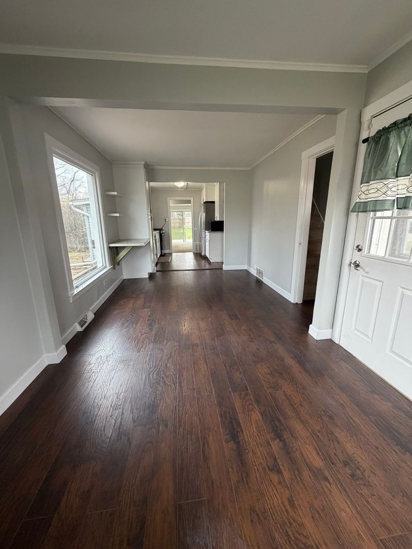 2209 Douglas Ave – photo 3