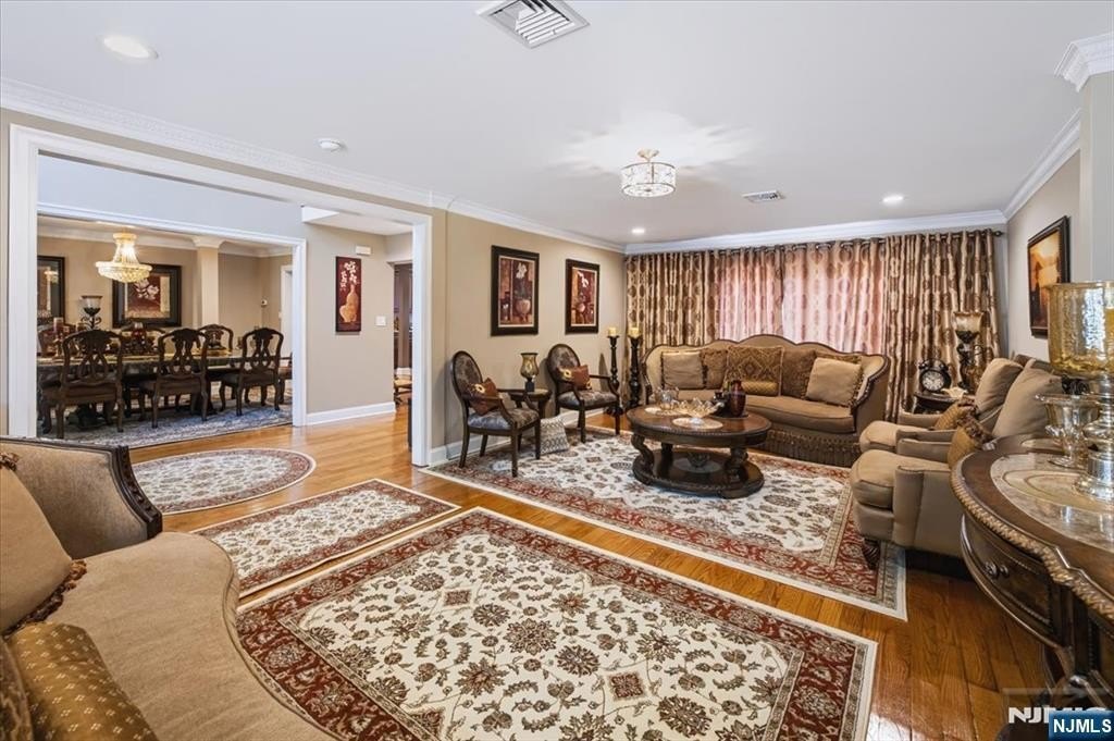 198 Munn Ave – photo 5