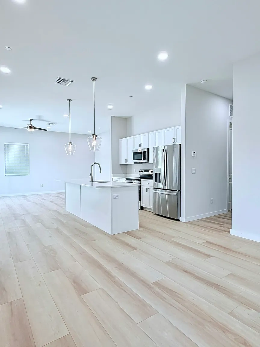 821 16th St N – Floor plan