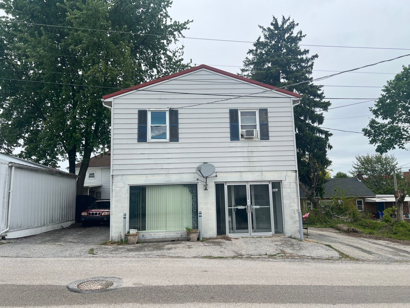 463 E Market Ave – photo 1