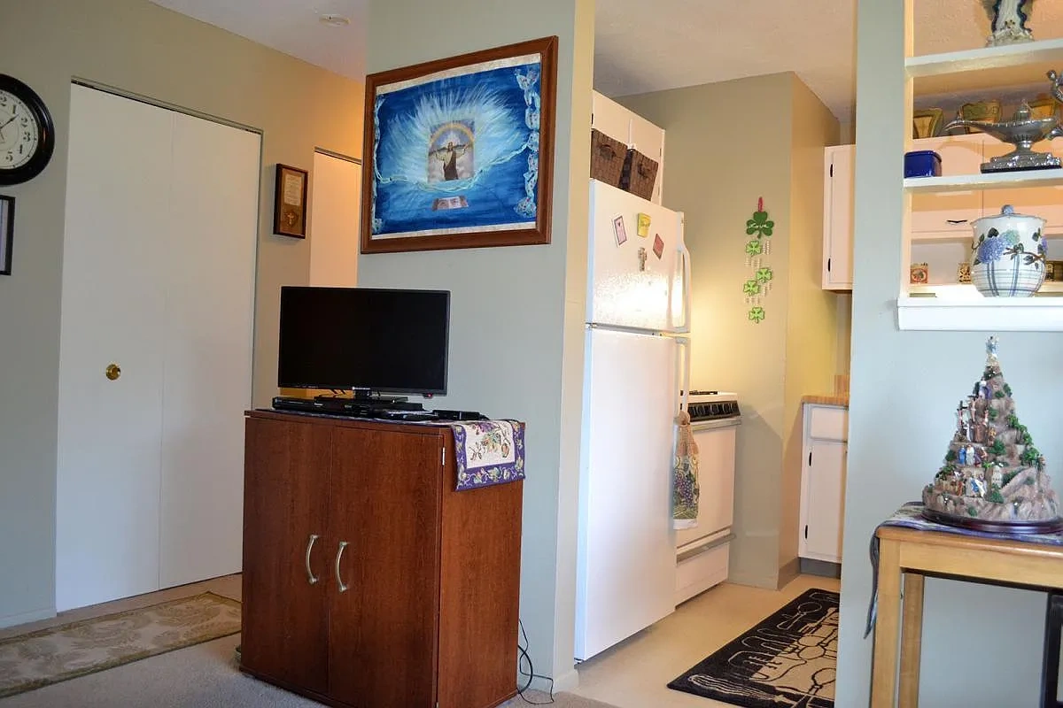 Willo Vu Apartments of Eastlake – photo 4
