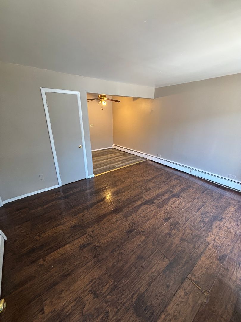 12500 Lincoln St unit 6 – photo 2