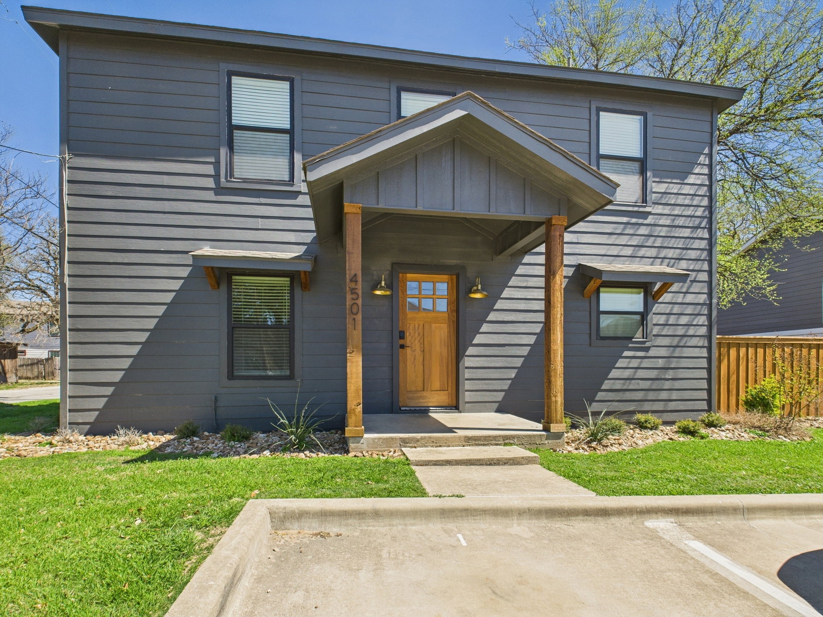 4501 College Main St unit 4 – photo 1
