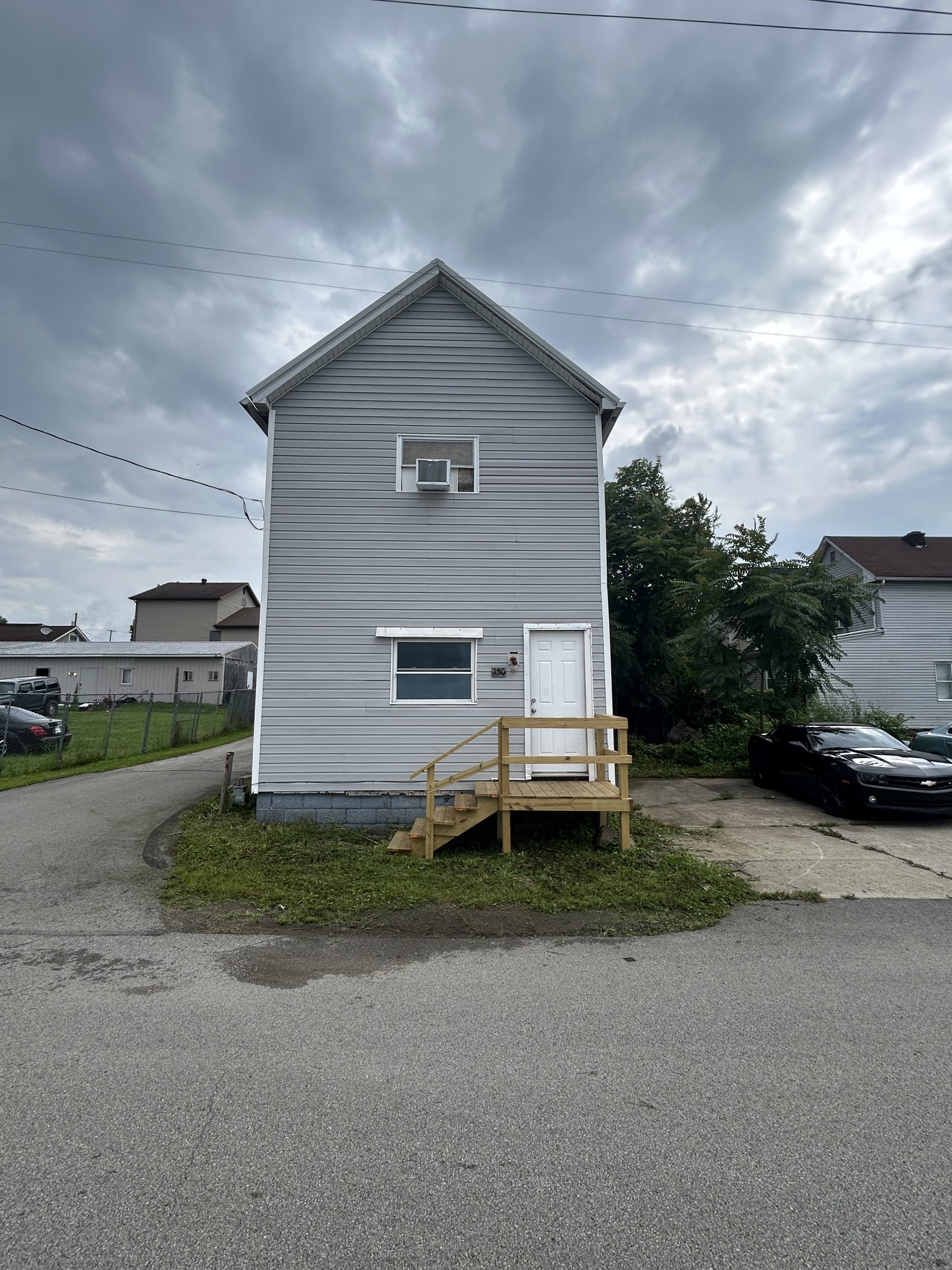 150 Hickory St – photo 1