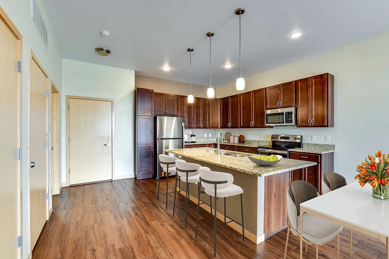 McKenzie Place Apartments – photo 5