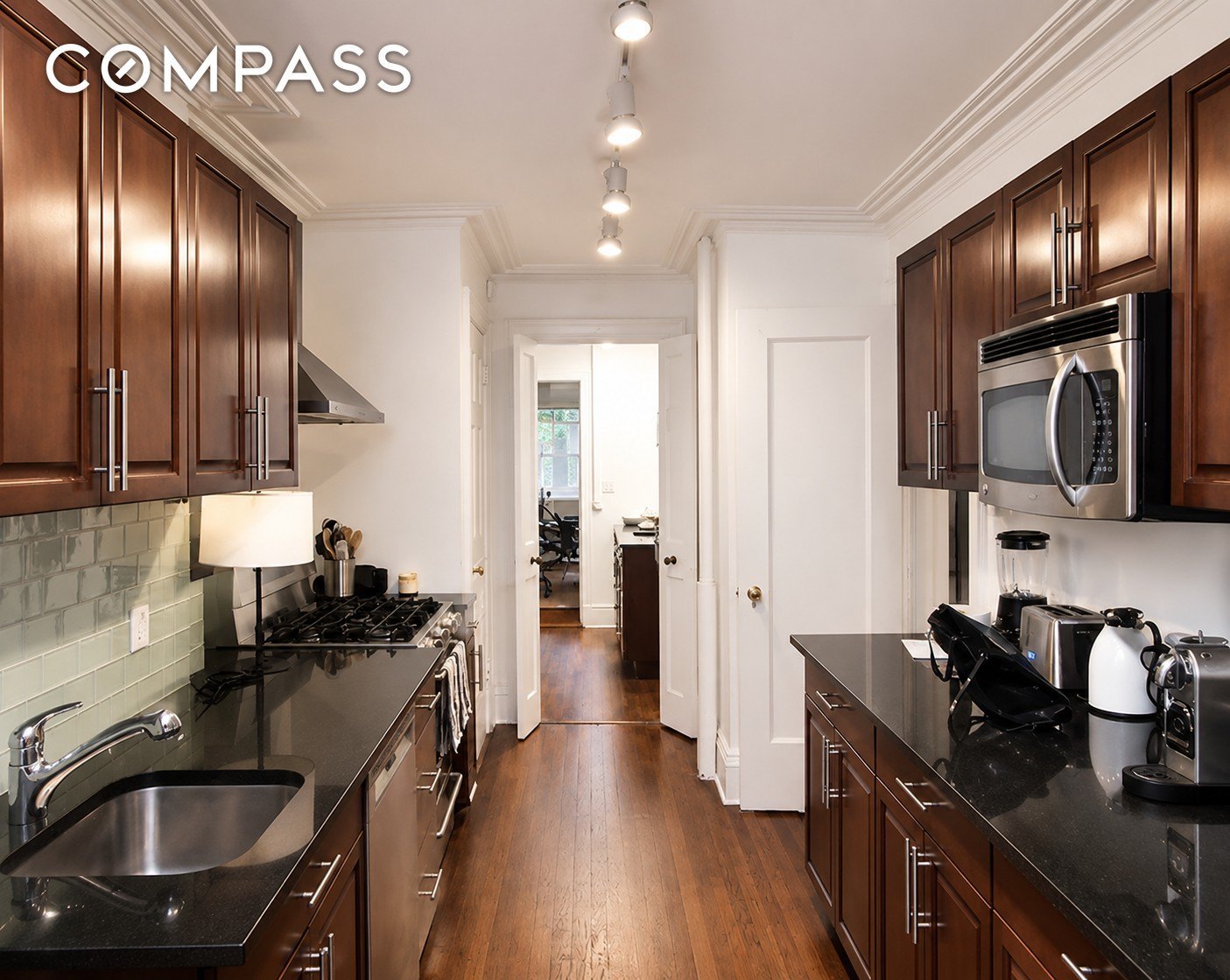 216 E 61st St #THOUSE – photo 3