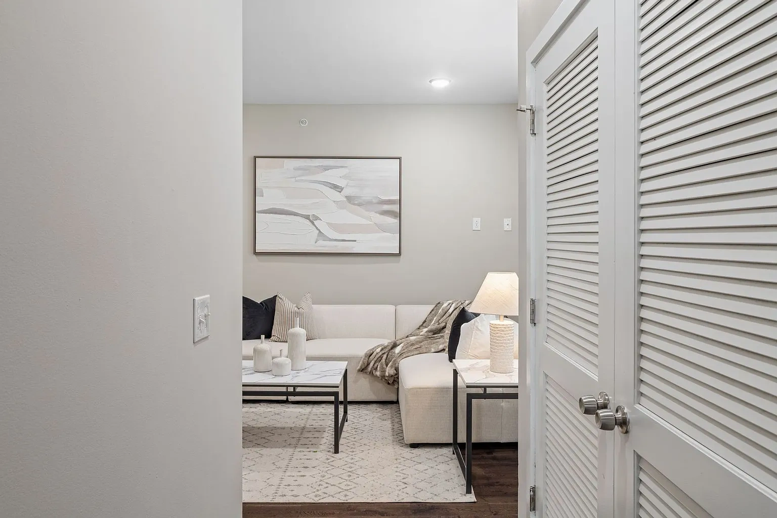 Summit House – photo 5