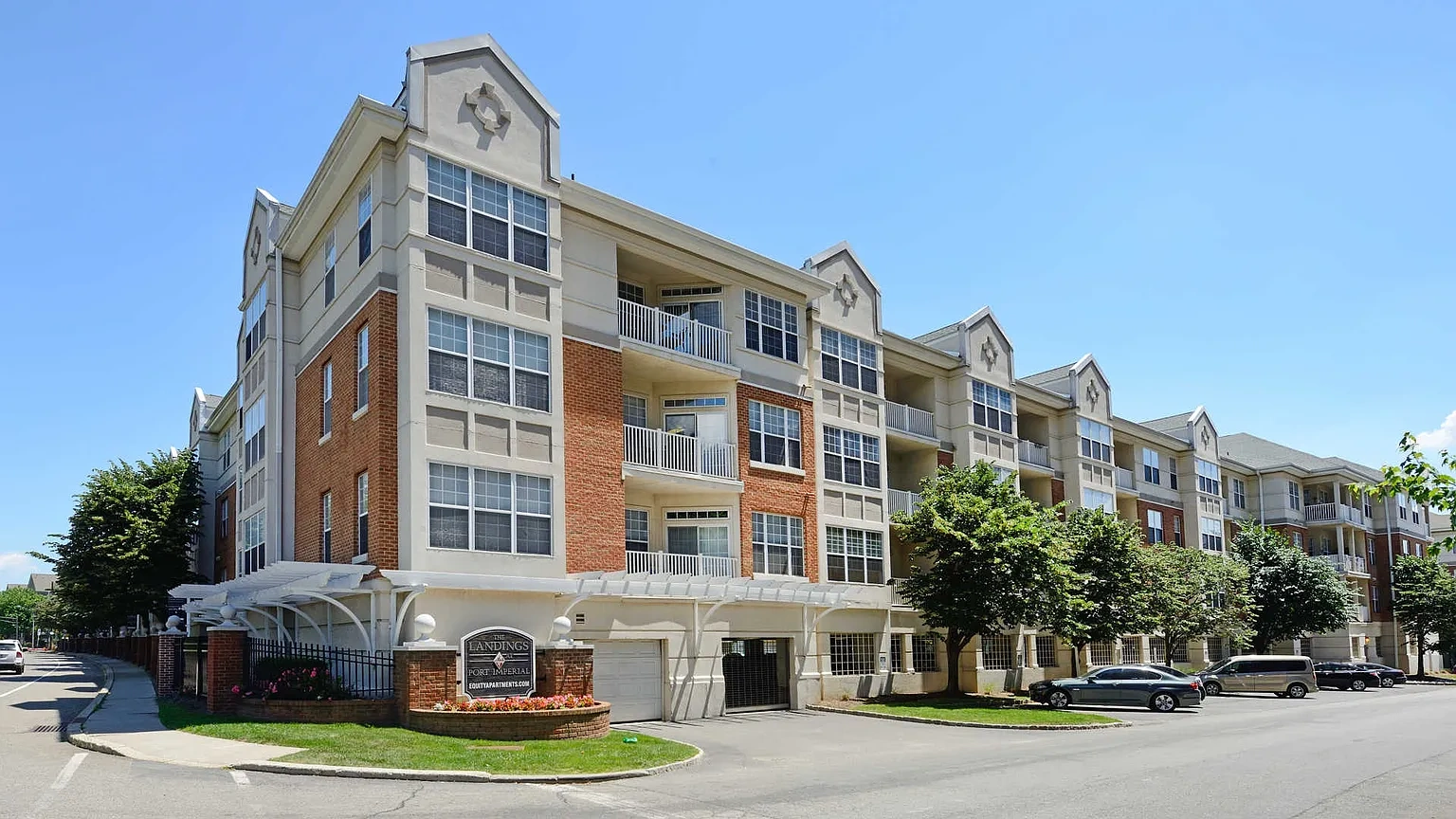 The Landings at Port Imperial – photo 2