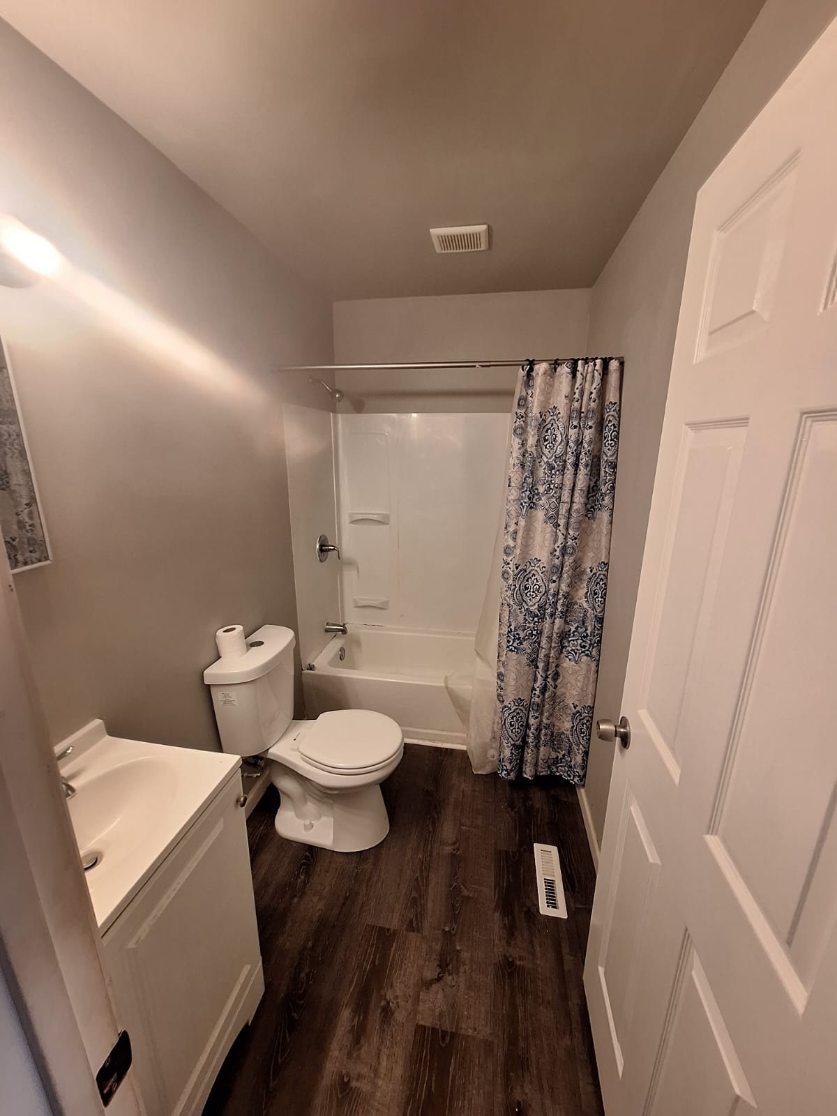 11202 Buckeye Rd unit ROADSF3 – photo 1
