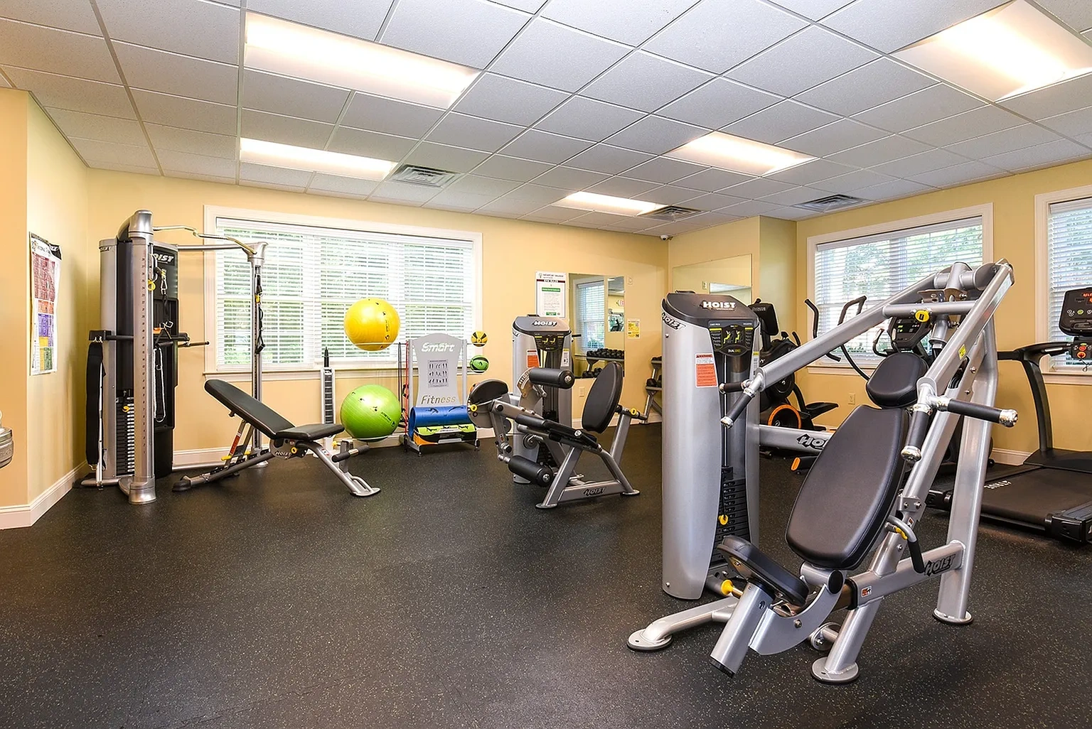 Newport Village Apartments – photo 1