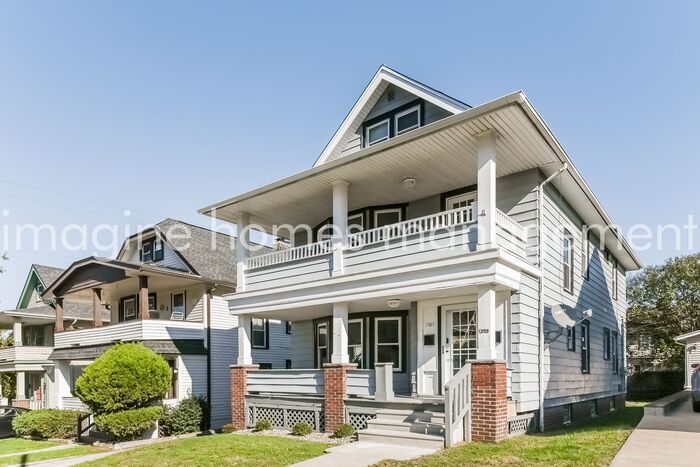 1327 Lakewood Ave – photo 3
