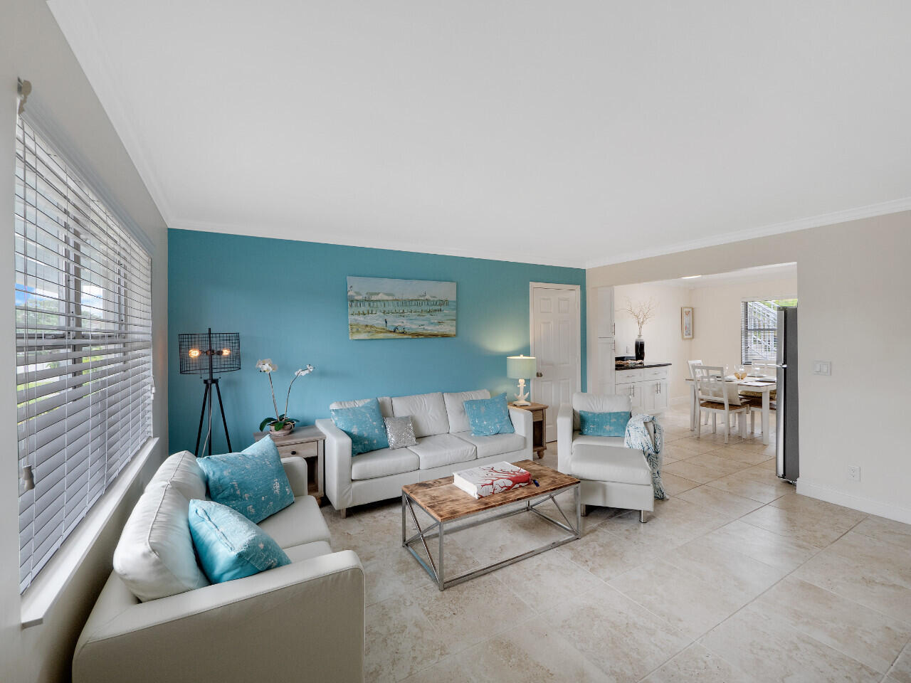 1236 Beach Rd unit 4 – photo 4
