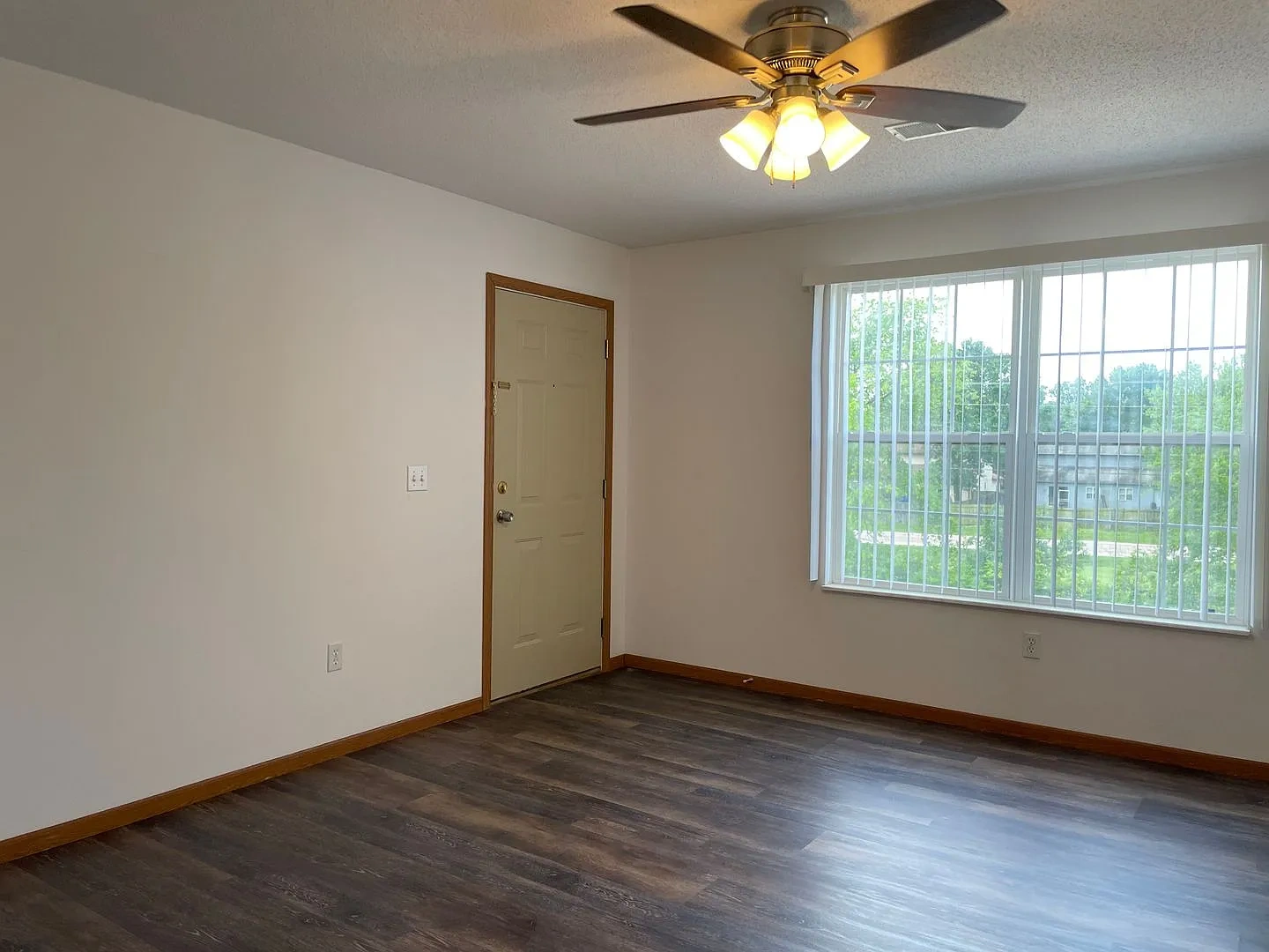 Brookside Manor- O'Fallon, IL – Floor plan