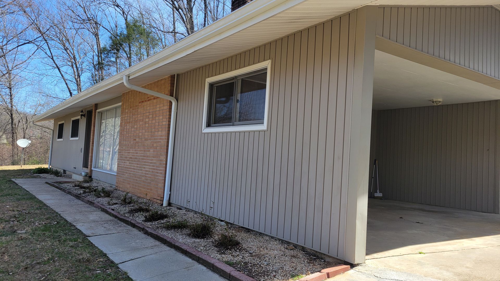 223 Cherry St – photo 1