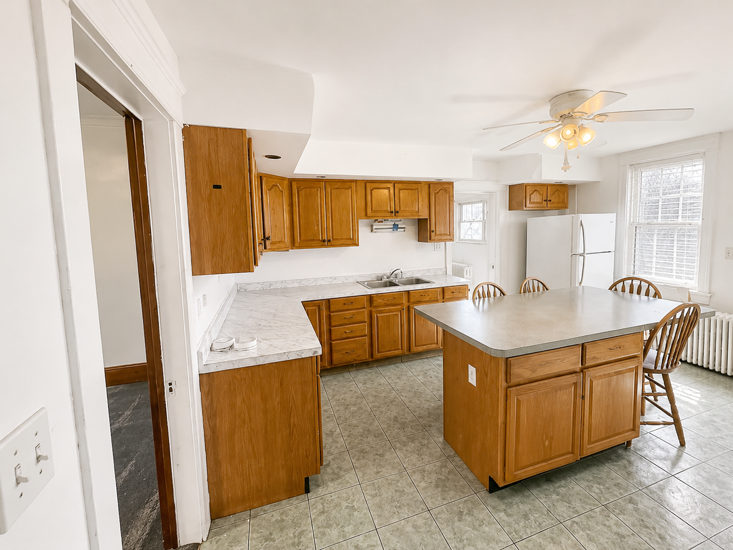 136 N Broad St – photo 4