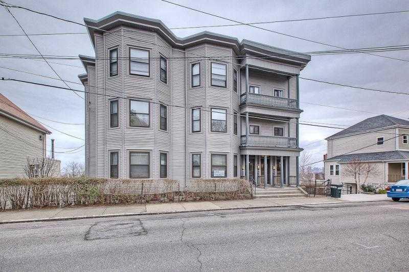 104 Gladstone St – photo 2