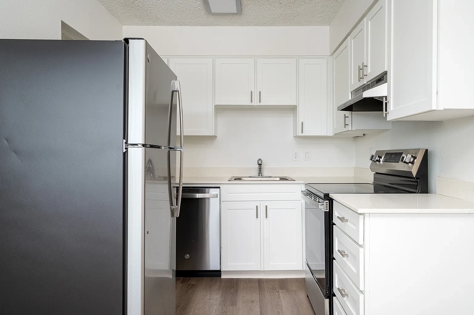 81 Powell – photo 1