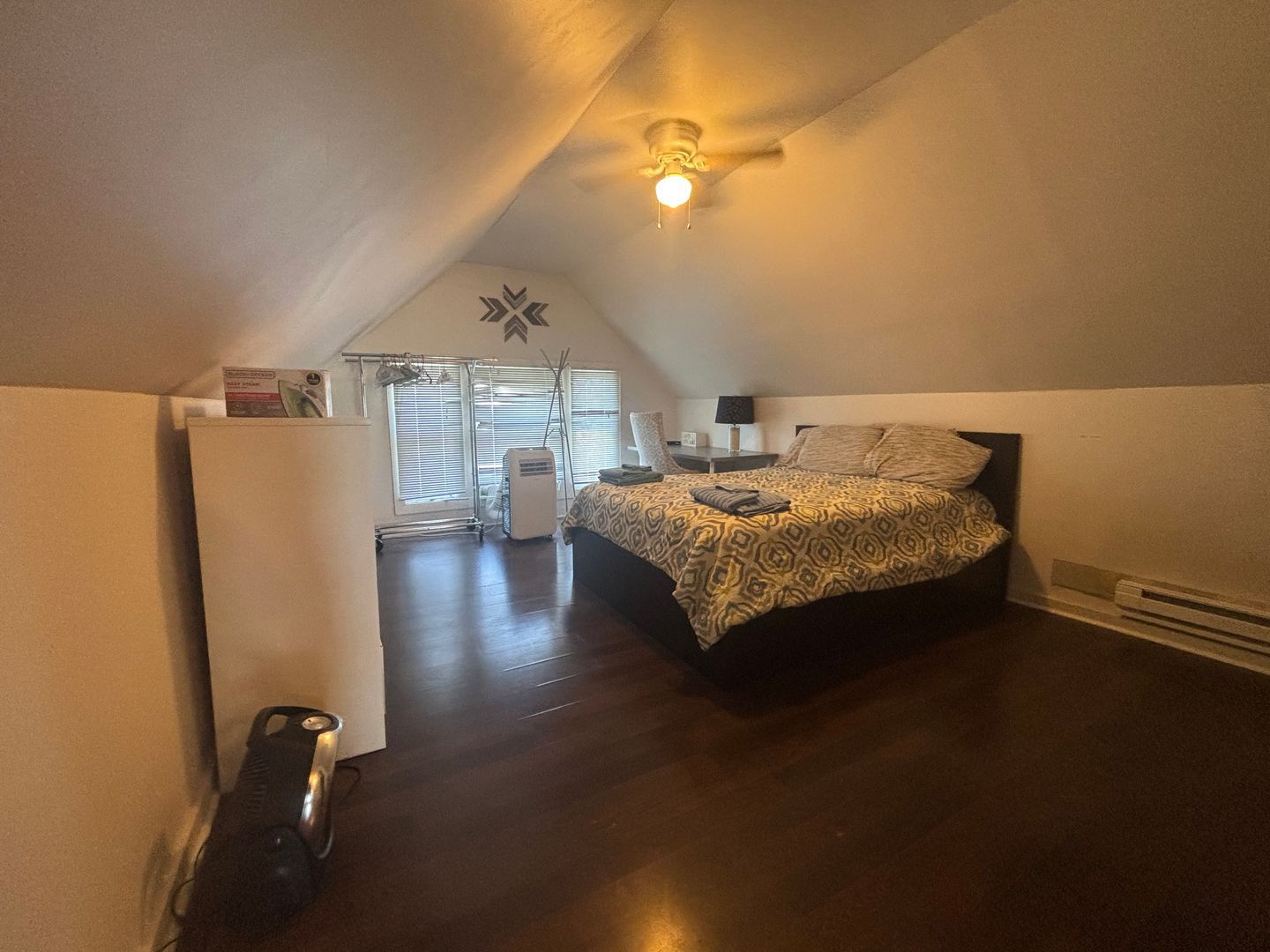 11710 Buckingham Ave unit 3rd Floor – photo 4