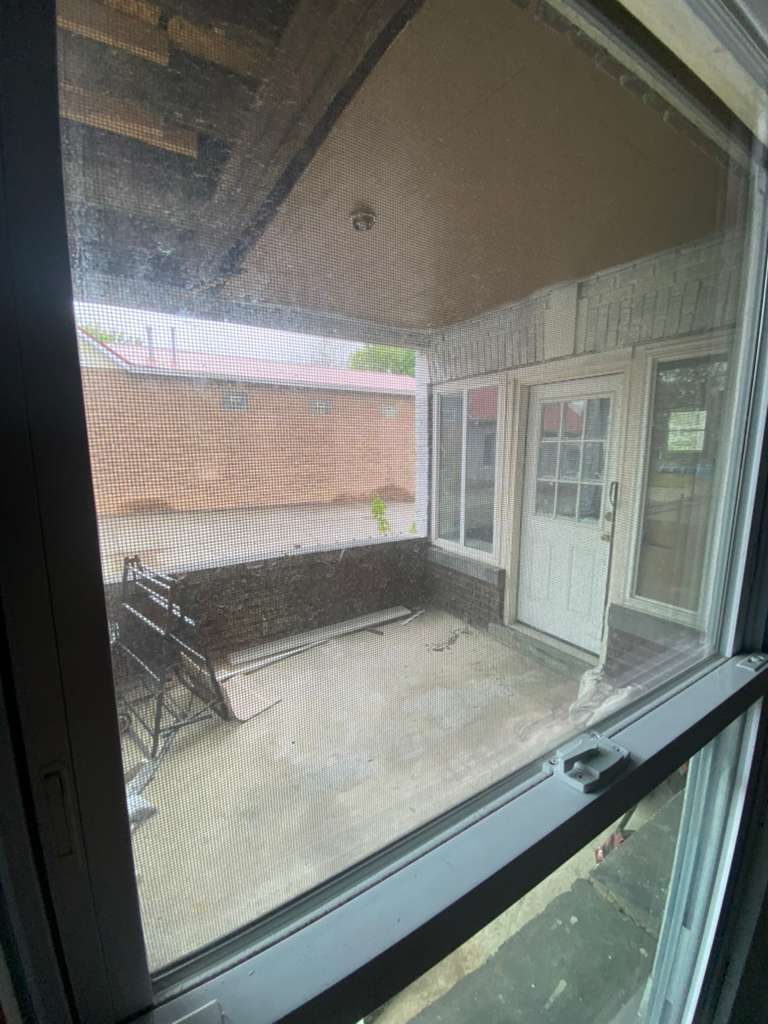 10703 Lee Ave unit 7 – photo 2