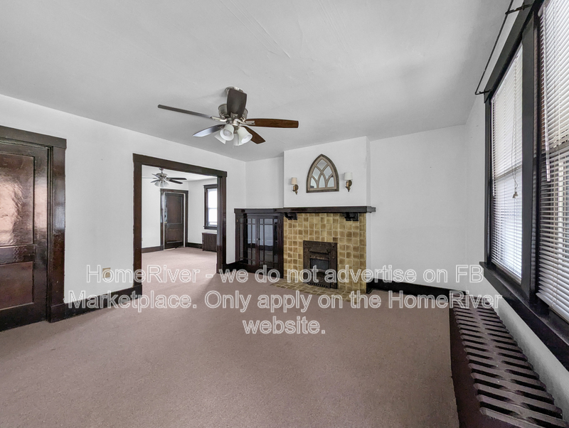 389 Gross St unit 2 – photo 3