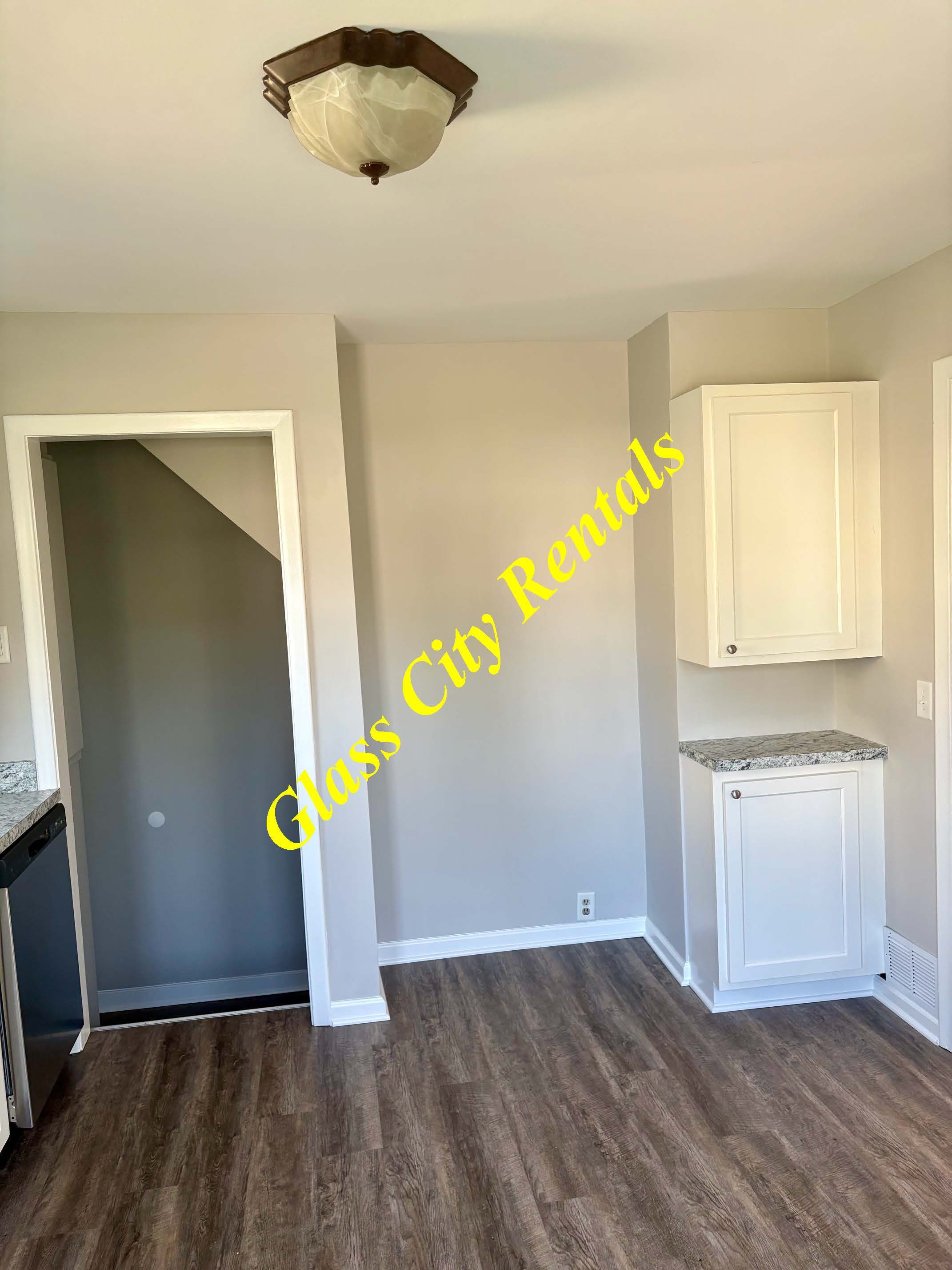 3217 Escott Ave – photo 5