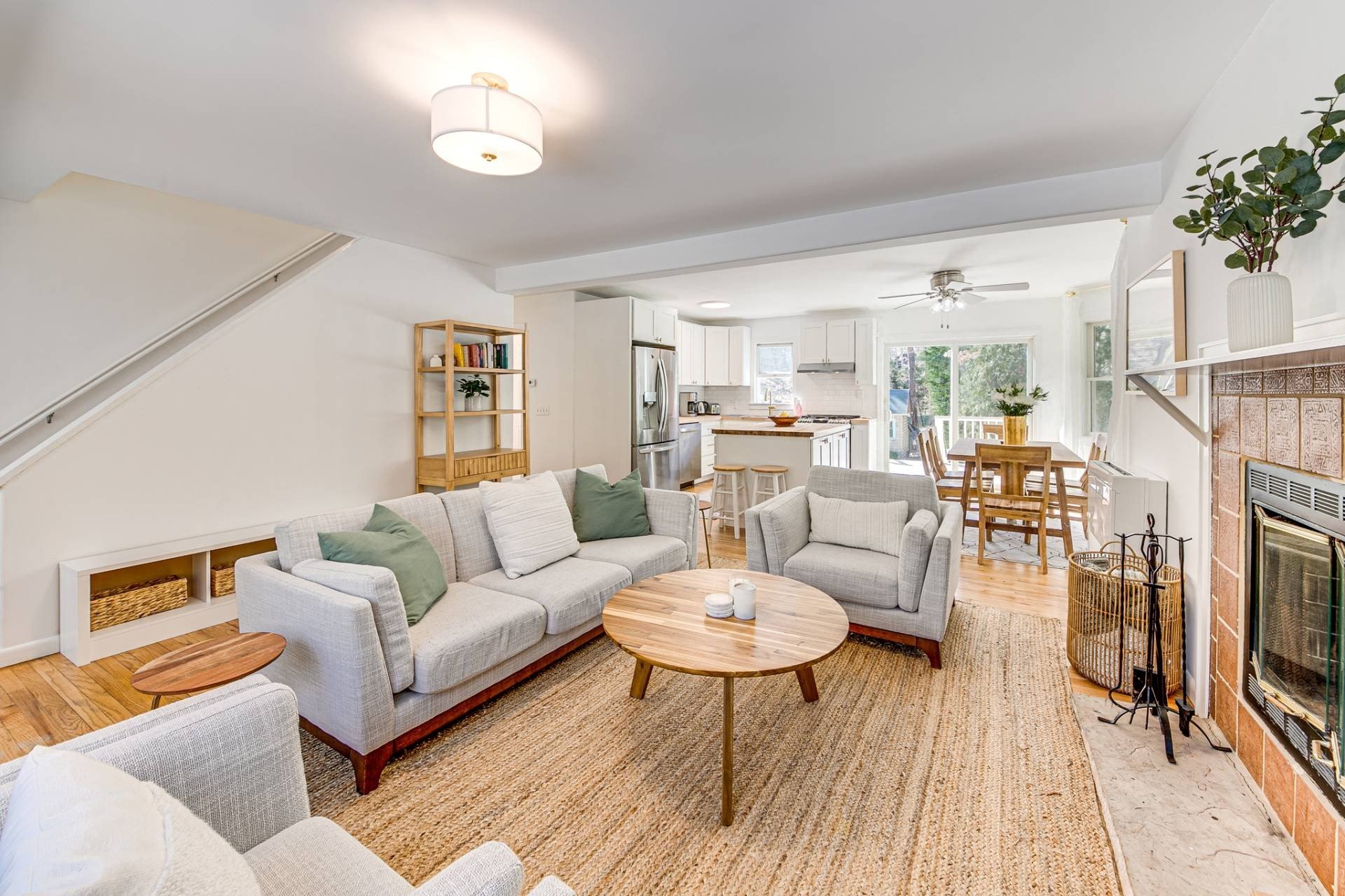 36 Barnes Ave – photo 4