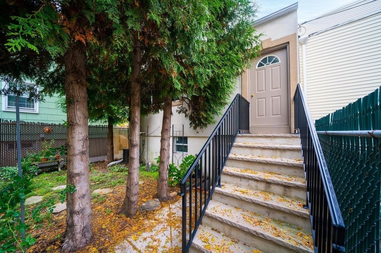 100 Central Ave #3 – photo 1