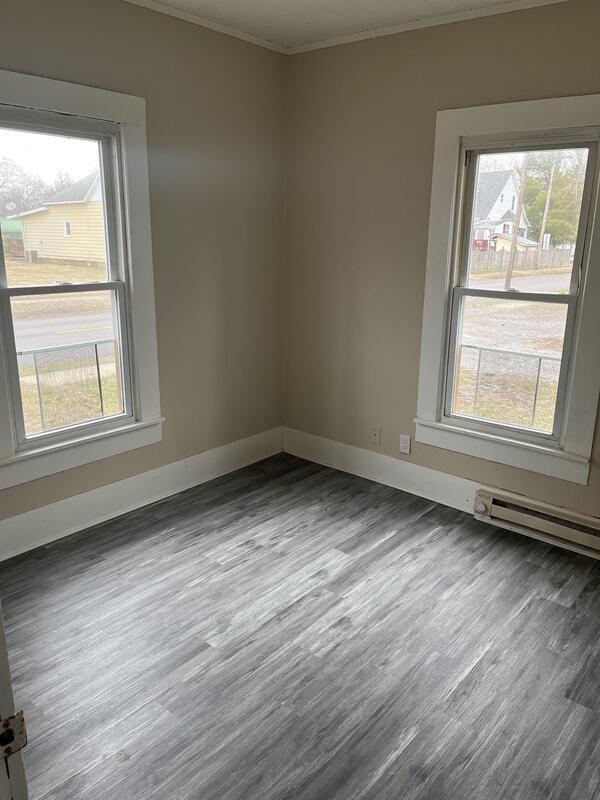617 E Broadway Blvd – photo 2