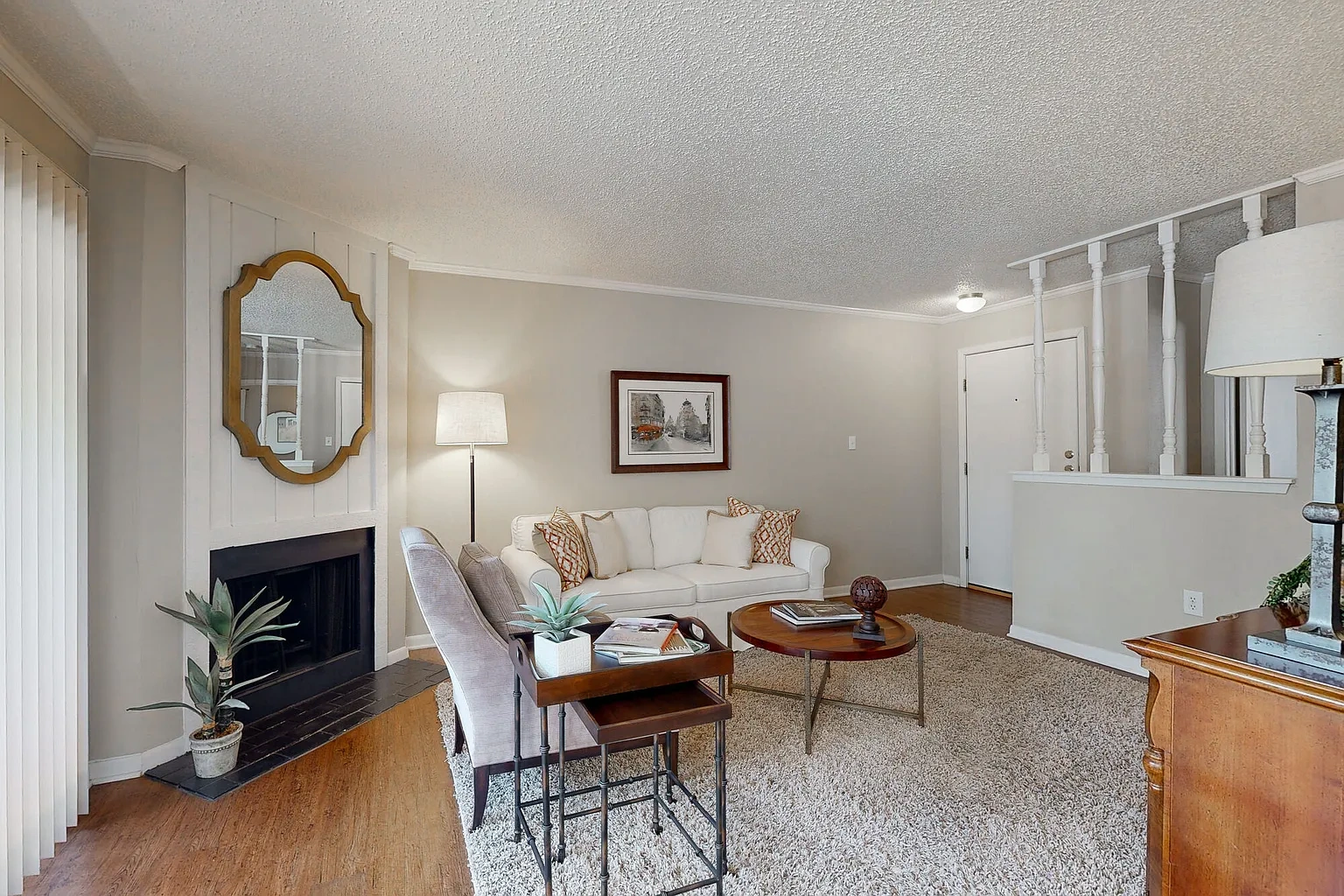 Oak Hollow Apartments – photo 1