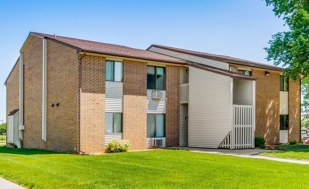 1425 N 11th Ave E unit 101 – photo 1