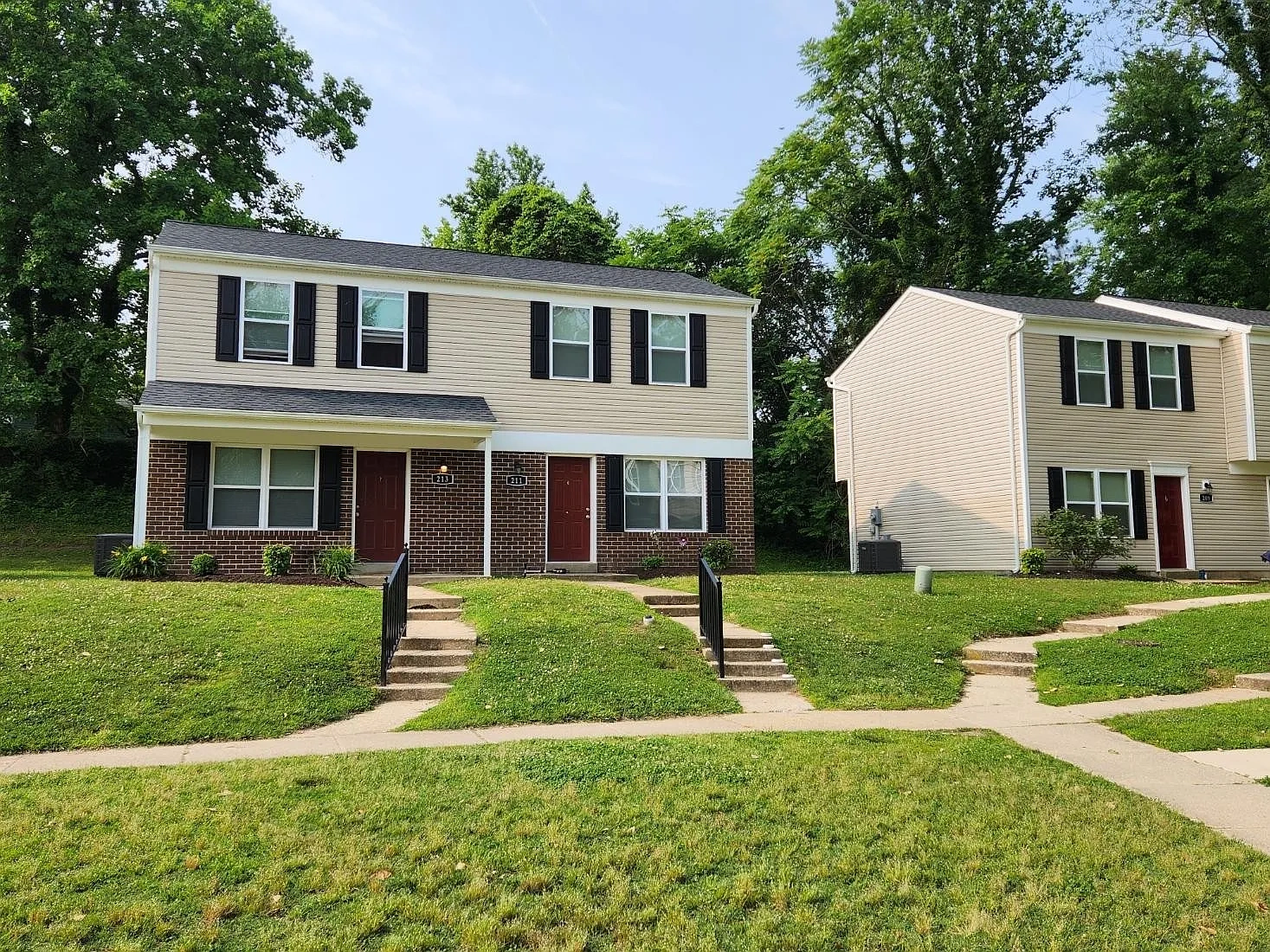 Calvertowne Townhouses – photo 3