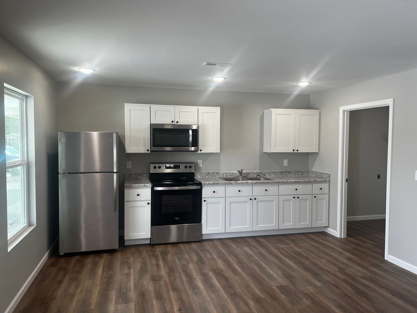 802 Crown St unit A3 Lutes – photo 2