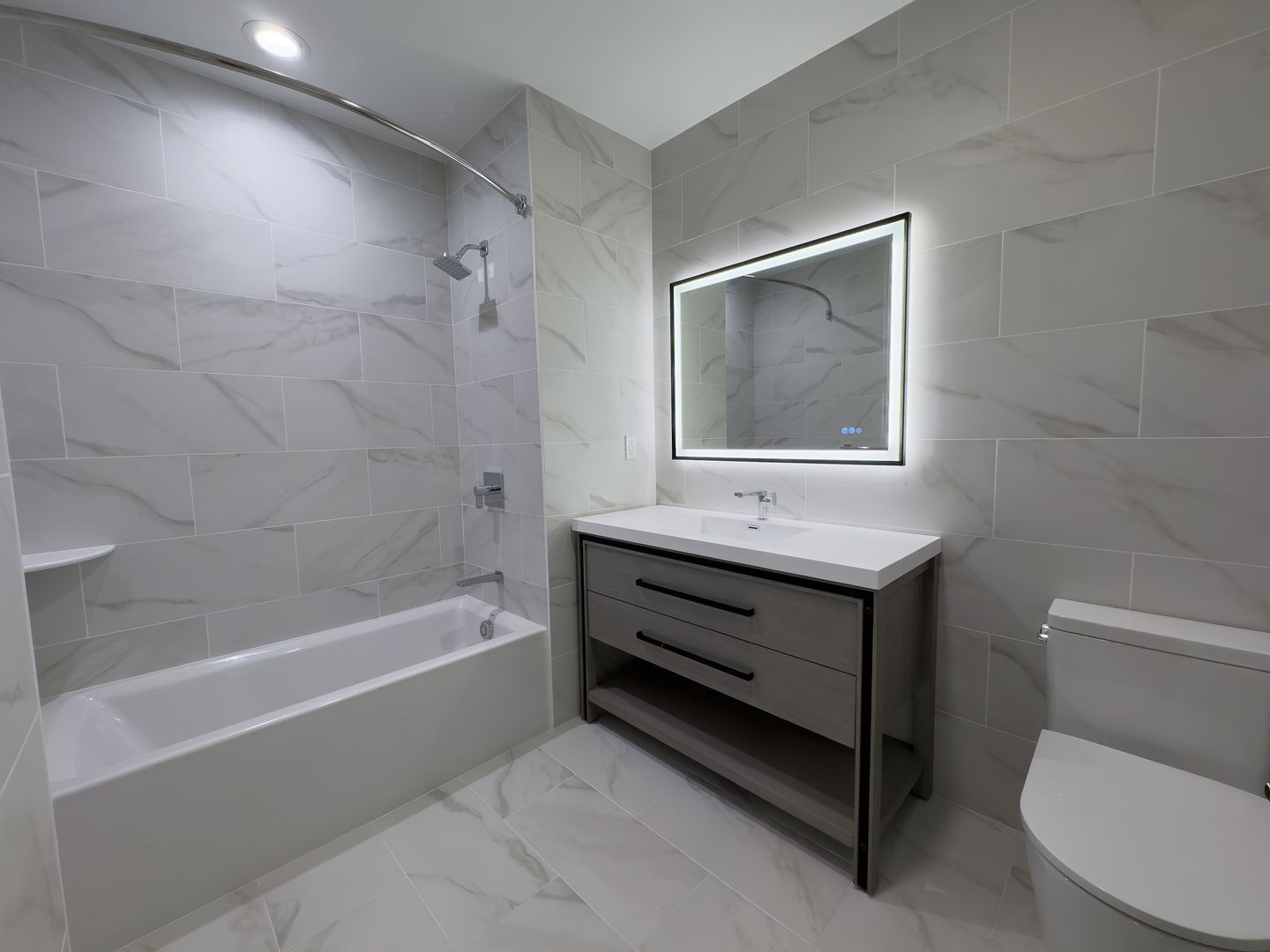 101 Searing Ave unit Apt 512 – photo 4