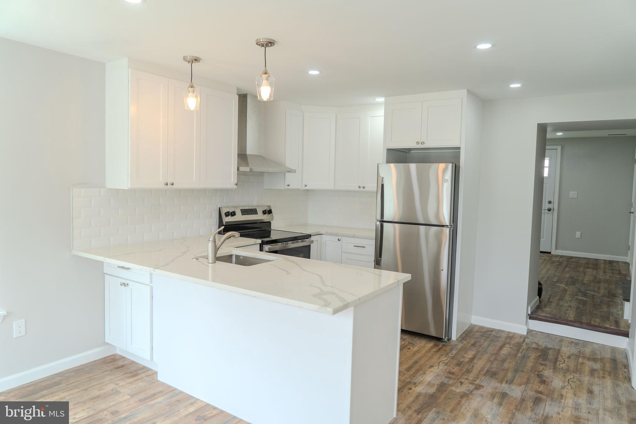 520 East Ave – photo 4