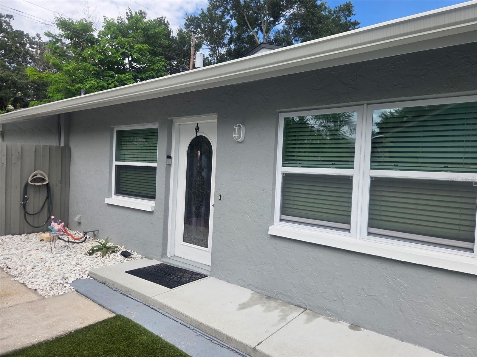 865 7th St S – photo 1