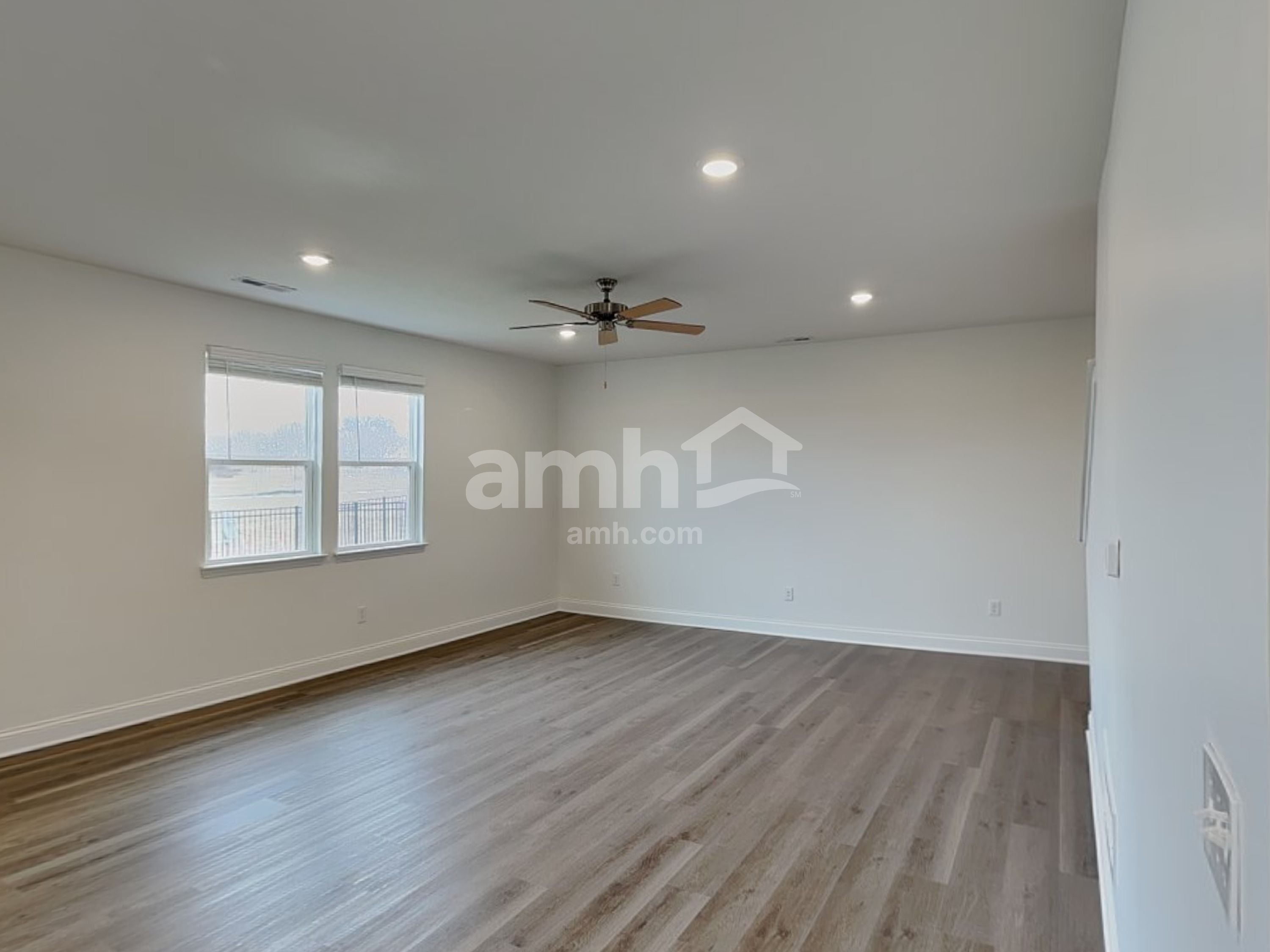 9034 Henley Ave – photo 5
