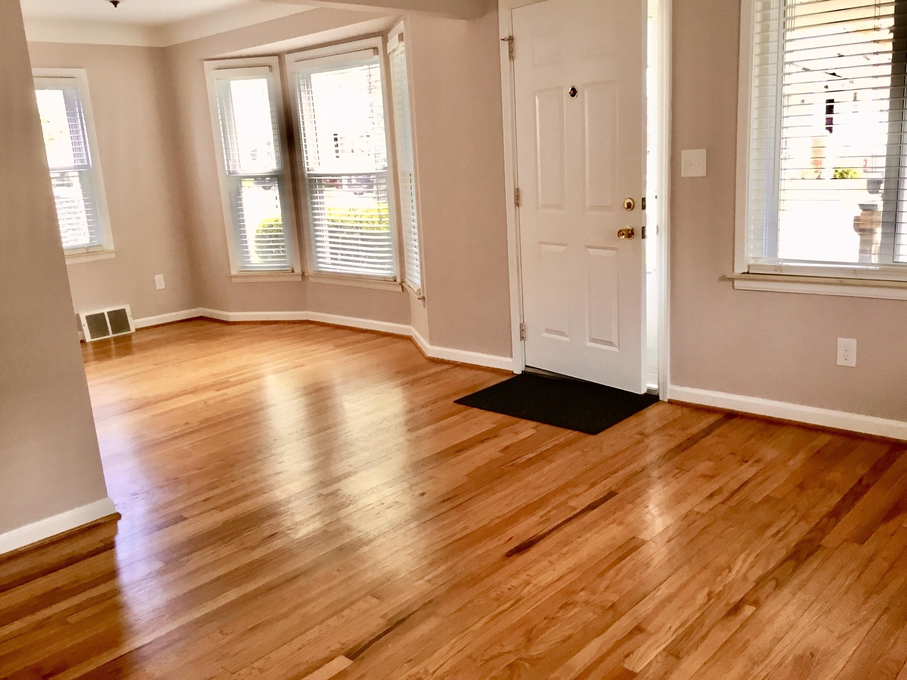 520 S Kenwood Ave – photo 2
