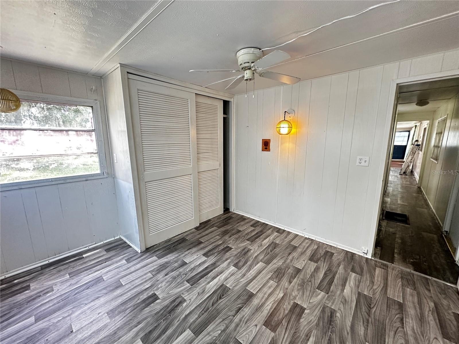 817 Parks St – photo 5