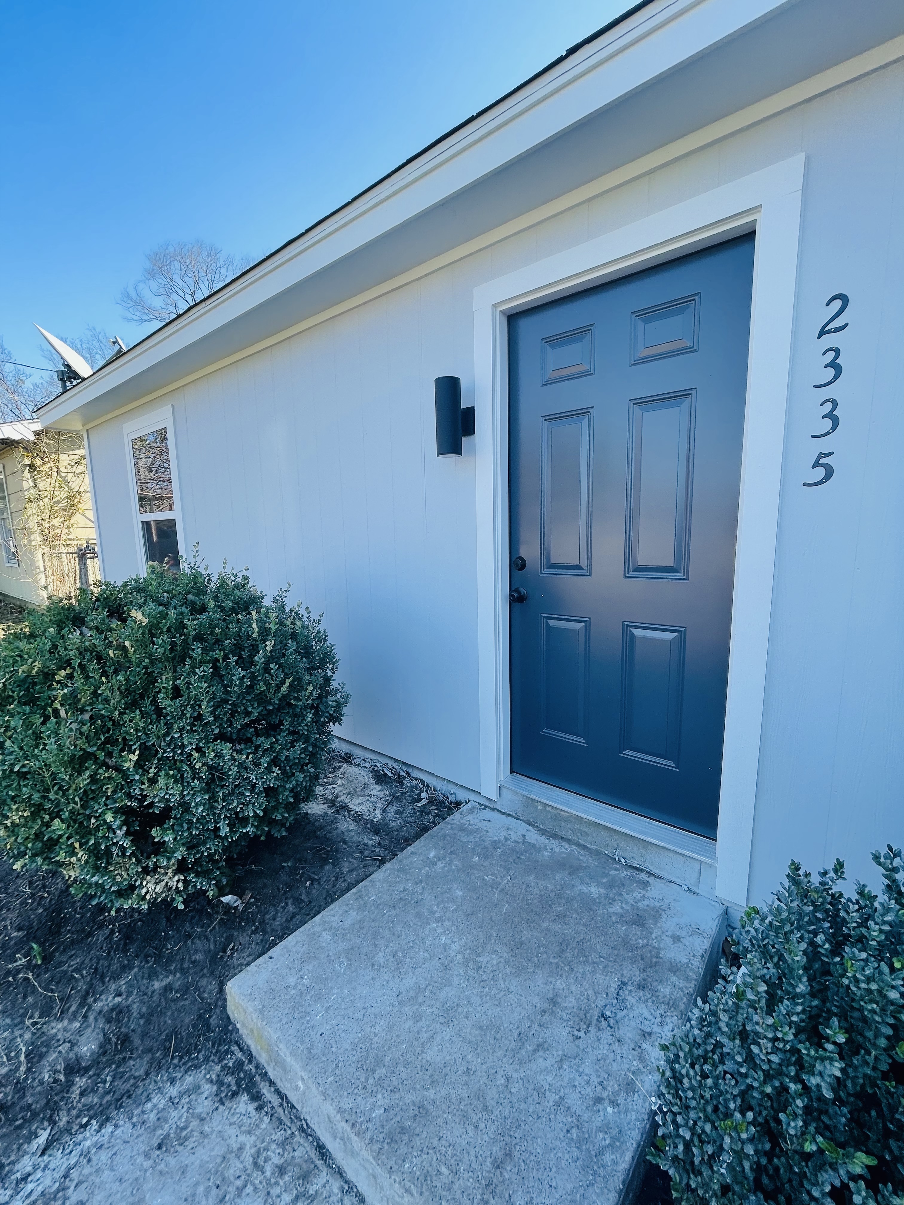 2335 W 3rd Ave – photo 2