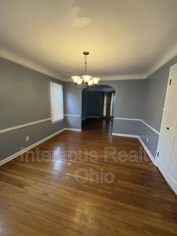 3882 Faversham Rd – photo 5