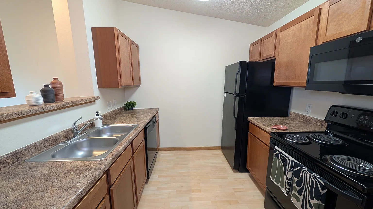 Amber Ridge Apartments – photo 5