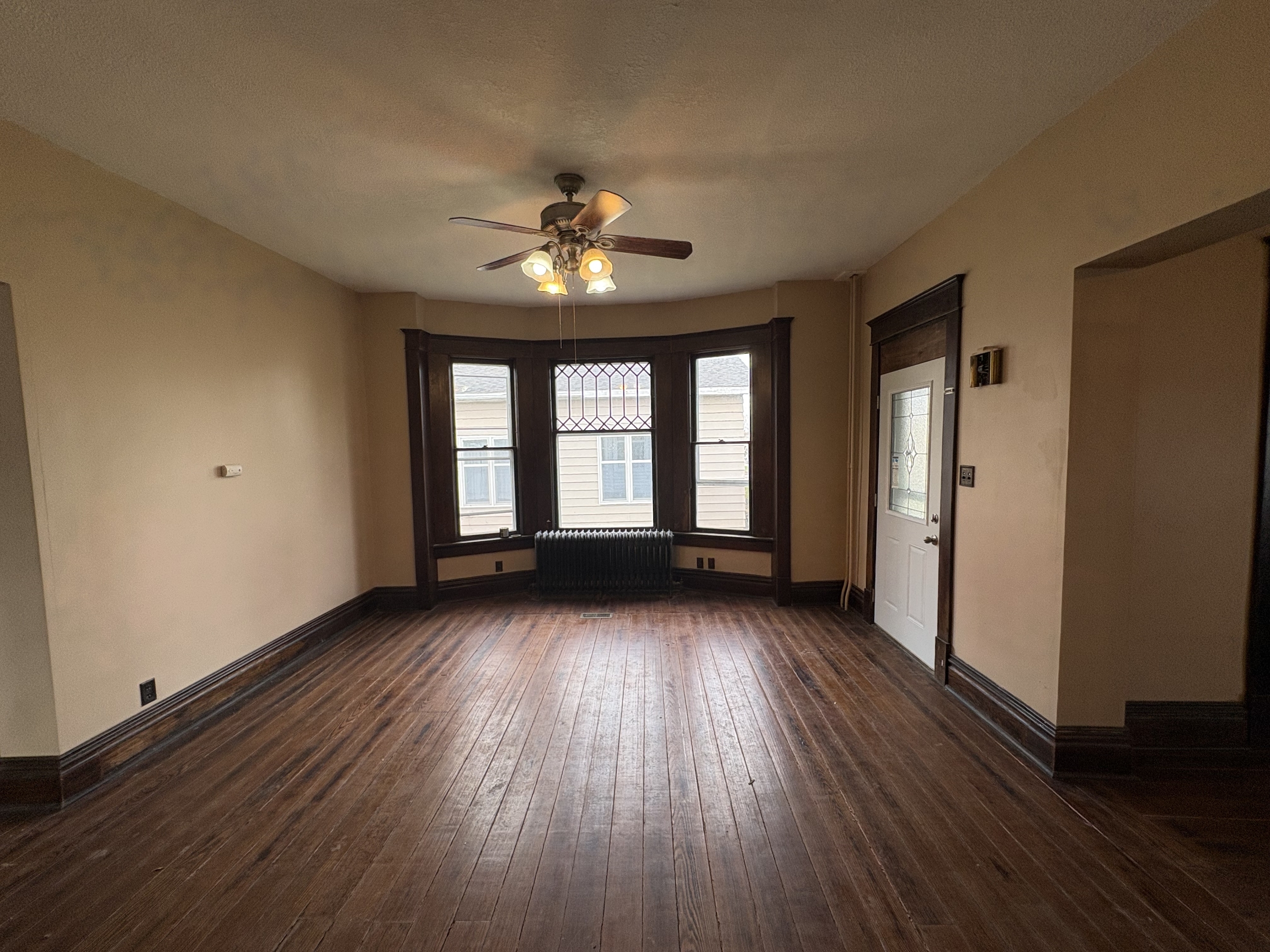 110 S 4th St – photo 4