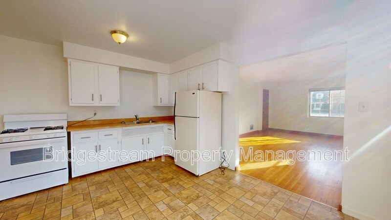 1413 Old Ln Ave unit 3 – photo 3