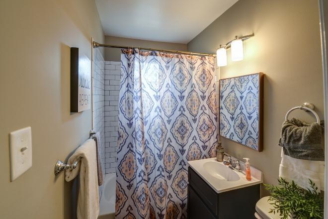 301 S Granby St – photo 3