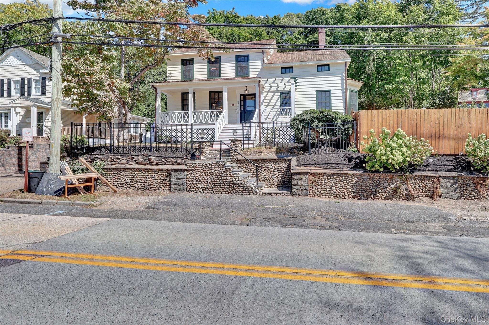 324 Woodbine Ave – photo 5