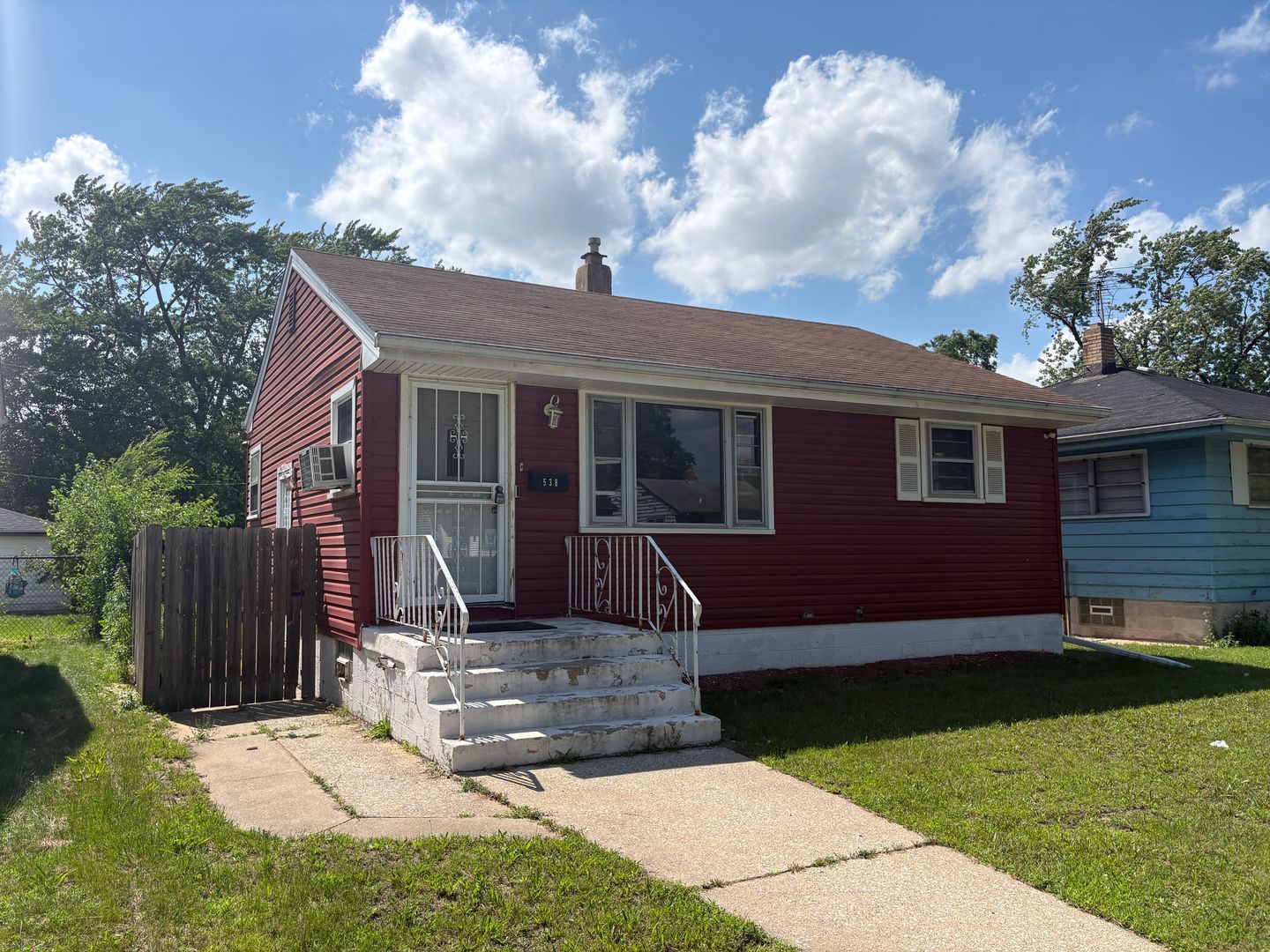 538 Dallas St – photo 2